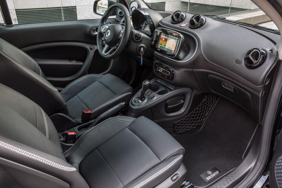 Интерьер Smart ForTwo Xclusive Coupe by Brabus 2016 года  (фото 2 из 29)